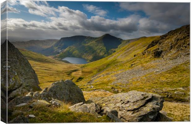 Lakes and mountains cumbria Canvas Print by Eddie John