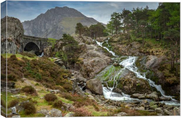 Ogwen Falls snowdonia north wales Canvas Print by Eddie John