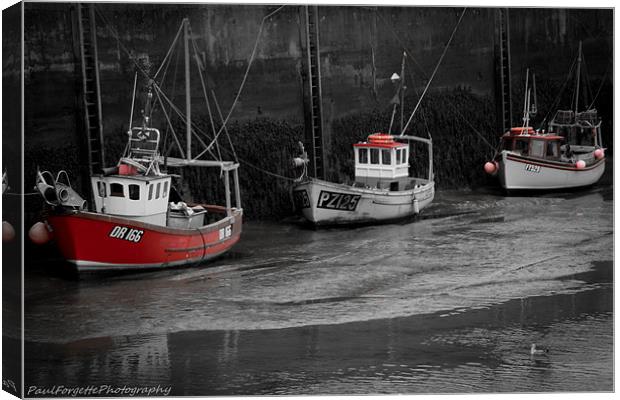 padstow trio red Canvas Print by paul forgette