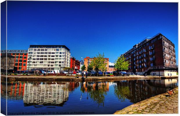 Piccadilly Basin Manchester Canvas Print by Sandra Pledger