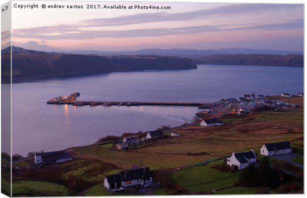UIG AT SUN RISE Canvas Print by andrew saxton