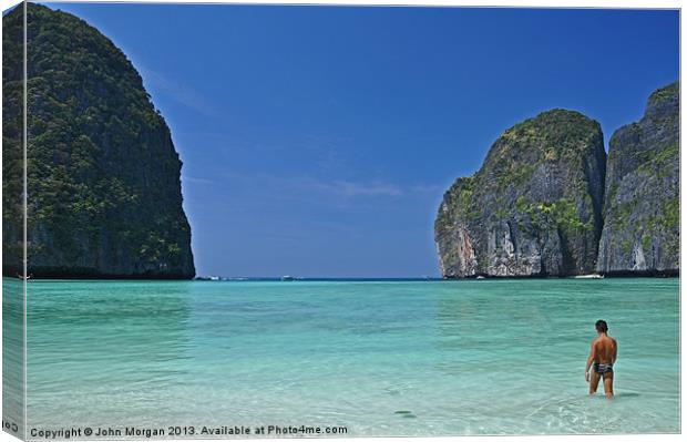 Maya Bay, Phi Phi Islands. Canvas Print by John Morgan