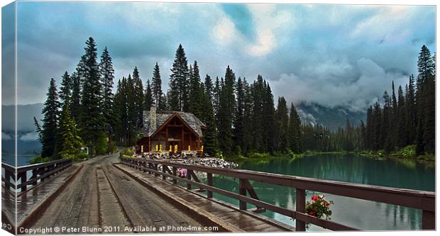 Canadian Lake Retreat Canvas Print by Peter Blunn