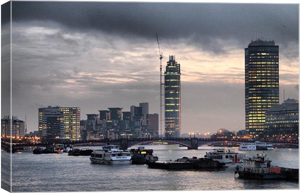 London skyline Canvas Print by Maria Tzamtzi Photography
