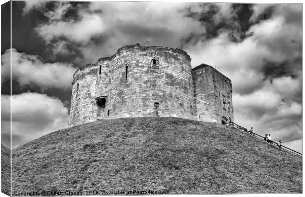  Clifford's Tower in York  historical building  Canvas Print by Robert Gipson