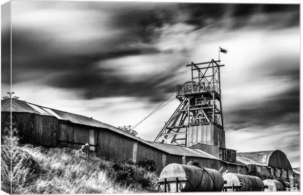 Thirty Seconds At Big Pit Mono Canvas Print by Steve Purnell