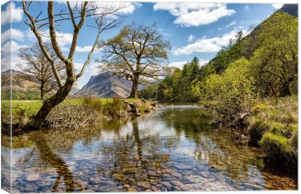 Looking Up Buttermere Dubs Canvas Print by Roger Green