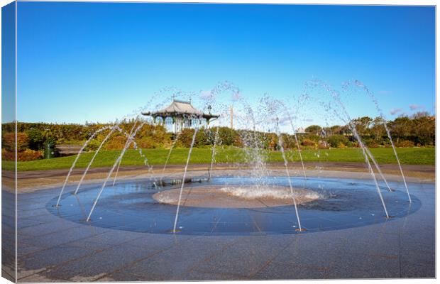 Southport's King’s Gardens Fountain Canvas Print by Roger Green