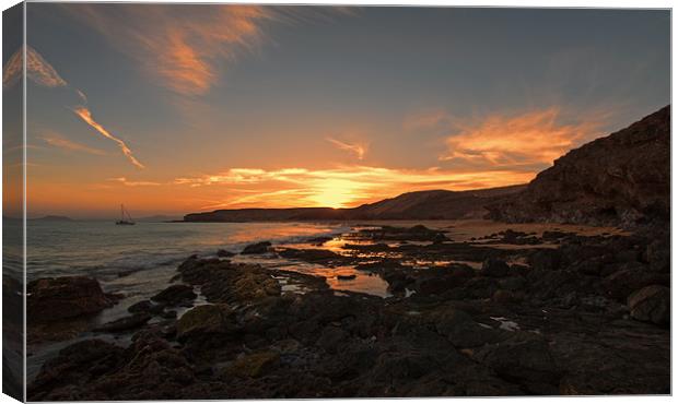 Papagayo Beach Sunset Canvas Print by Roger Green