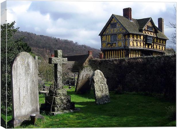 Stokesay Castle, Shropshire Canvas Print by Tammy Winand