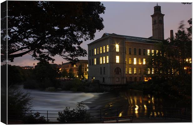 night .shot .salts. mill .saltaire. Canvas Print by simon sugden