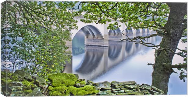 Ashopton Viaduct, Ladybower Reservoir Canvas Print by K7 Photography