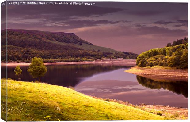 Ladybower Reservoir Reflections Canvas Print by K7 Photography