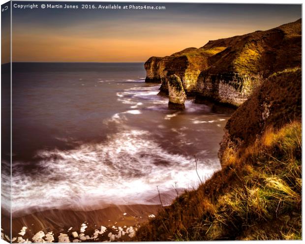 The Cliffs at Flamborough Canvas Print by K7 Photography