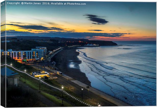 The Corner Cafe, Scarborough Canvas Print by K7 Photography