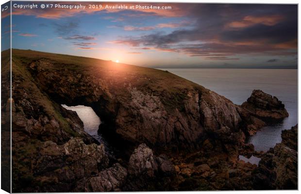 The Black Arch, Rhoscolyn, Anglesey. Canvas Print by K7 Photography