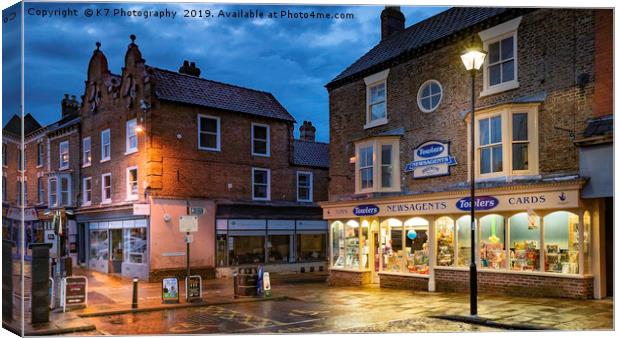 Thirsk Market Place Canvas Print by K7 Photography