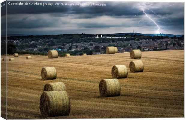 Lightning over Royds Moor, Rotherham. Canvas Print by K7 Photography