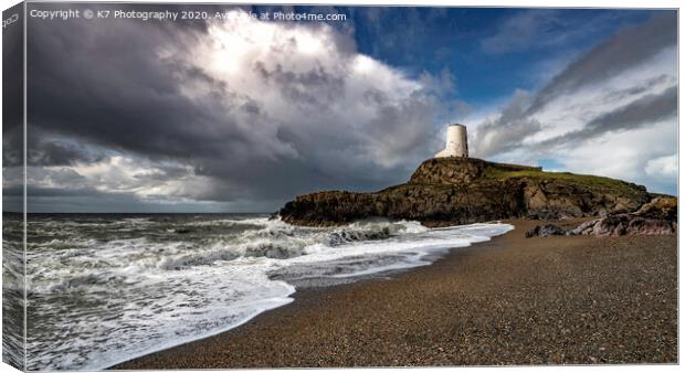 Llanddwyn Lighthouse, Llanddwyn Island, Anglesey Canvas Print by K7 Photography