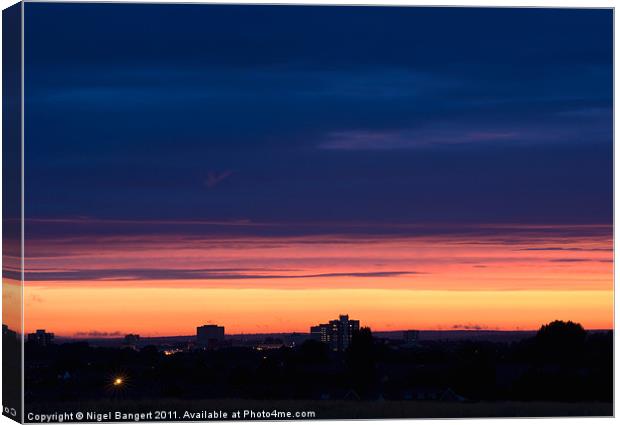 Harlow Sunset Canvas Print by Nigel Bangert