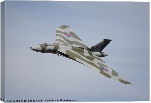 Avro Vulcan B2 Canvas Print by Nigel Bangert