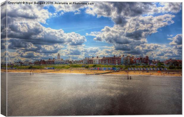  Southwold Seafront Canvas Print by Nigel Bangert