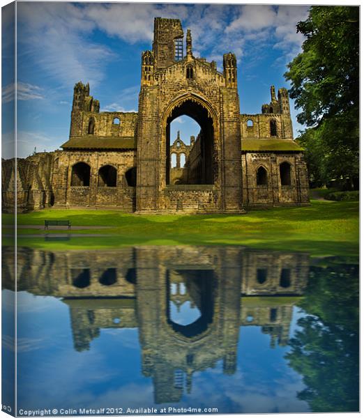 Reflected Glory Canvas Print by Colin Metcalf