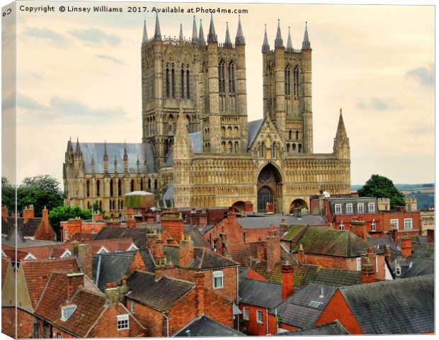 Lincoln Cathedral Canvas Print by Linsey Williams