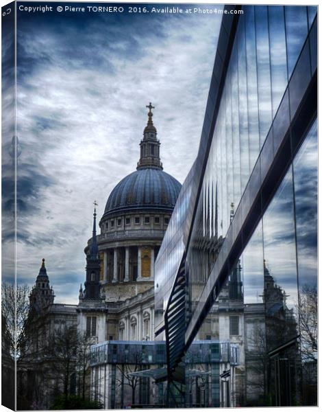 St Paul's cathedral Canvas Print by Pierre TORNERO