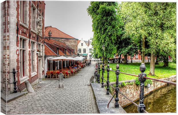 Brugge Street Canvas Print by Valerie Paterson