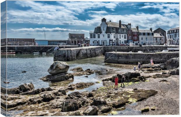 Millport Seaside Canvas Print by Valerie Paterson