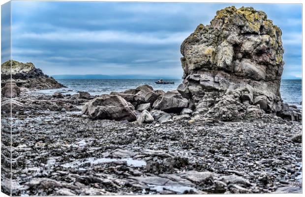 Dunure Coast Canvas Print by Valerie Paterson