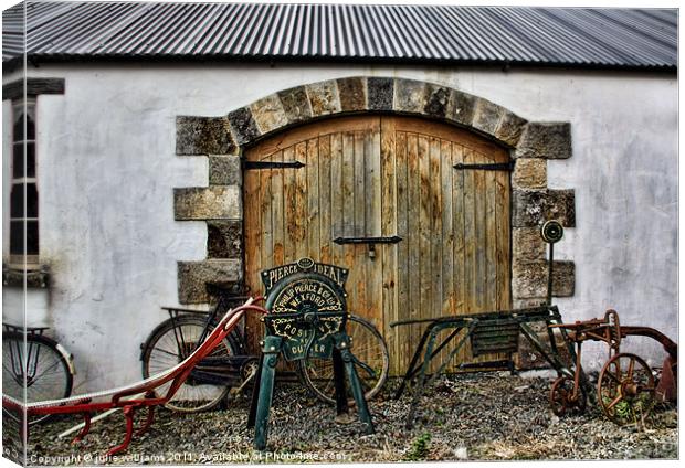 Irish Shebeen Canvas Print by julie williams