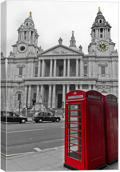 Red phone boxes in London Canvas Print by Gary Eason