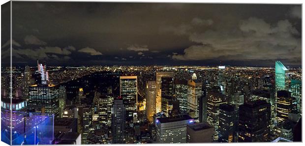 Uptown New York and Central Park at night Canvas Print by Gary Eason