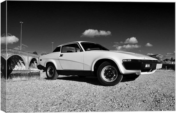 TR7 in Black & White Canvas Print by michelle rook