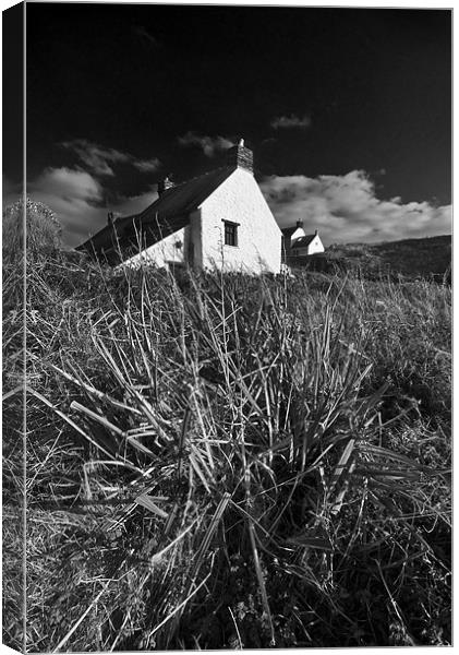 Abereiddy Cottage Canvas Print by Creative Photography Wales