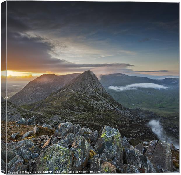 Tryfan dusk Canvas Print by Creative Photography Wales