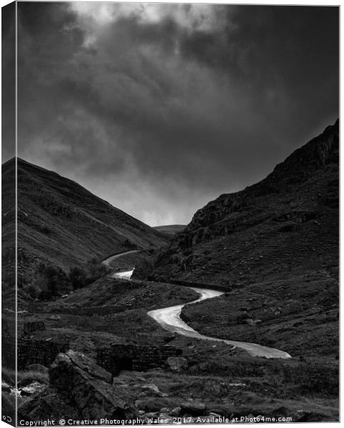 Light on Honister Pass Canvas Print by Creative Photography Wales