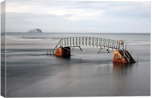 Stairs to nowhere Canvas Print by Grant Glendinning