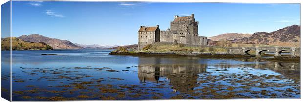  Eilean Donan Canvas Print by Grant Glendinning