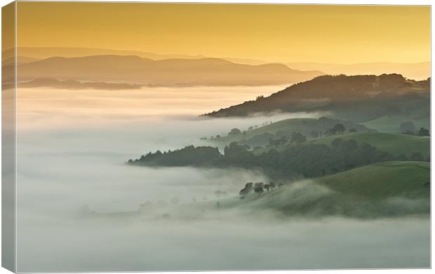 Eppynt Mist Canvas Print by Ian Collins