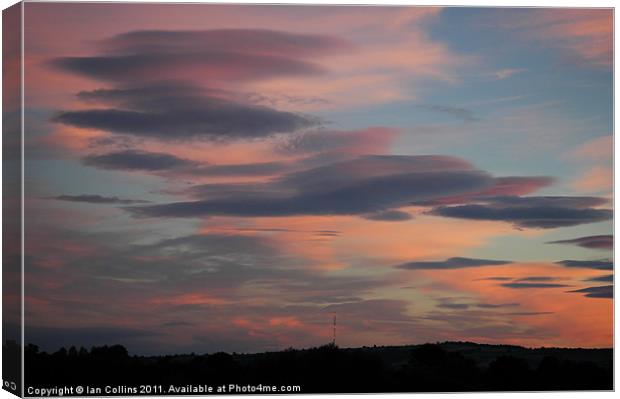 Lenticular Sunset Canvas Print by Ian Collins