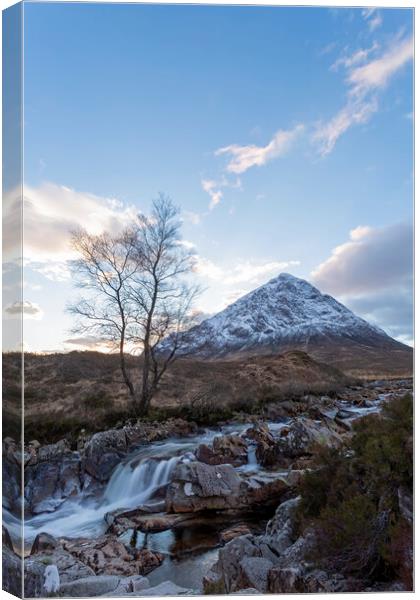 The Buachaille Etive Mor  Canvas Print by Derek Beattie