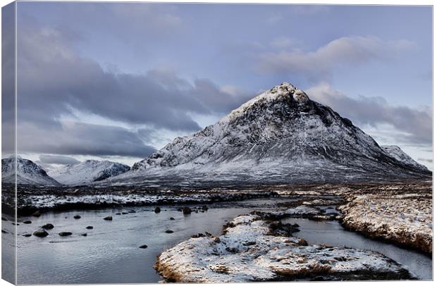 Buachaille Etive Mor Glencoe Canvas Print by Derek Beattie