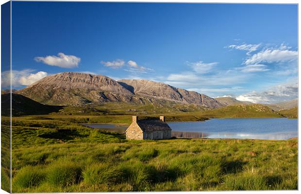 Arkle Crofthouse and Loch Stack Canvas Print by Derek Beattie