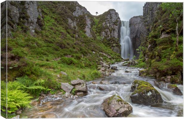 The Wailing Widow Waterfall Canvas Print by Derek Beattie