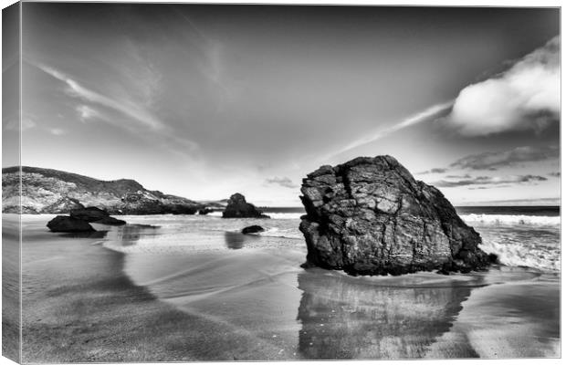 Sango Sands Beach at Durness Scotland Canvas Print by Derek Beattie