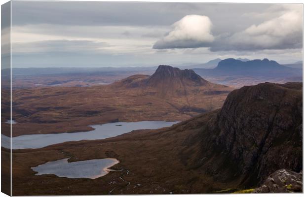 Stac Pollaidh and Suilven Scotland Canvas Print by Derek Beattie