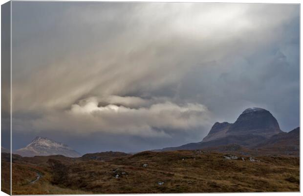 Suilven and Canisp Scotland Canvas Print by Derek Beattie